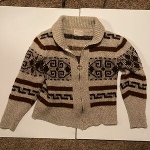 Pendleton “Big Lebowski” sweater. Size small. 100% Virgin Wool. Zip front.